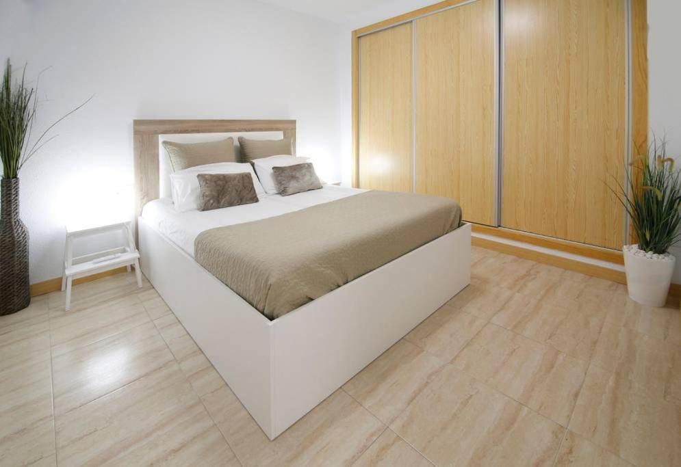 קרטחנה Apartamentos Puerto Nova מראה חיצוני תמונה