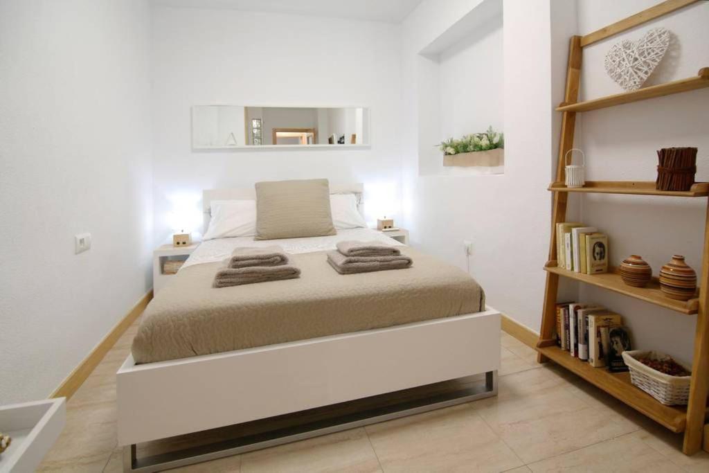 קרטחנה Apartamentos Puerto Nova מראה חיצוני תמונה